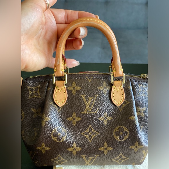 Louis Vuitton Turenne NANO - Picture 6 of 13
